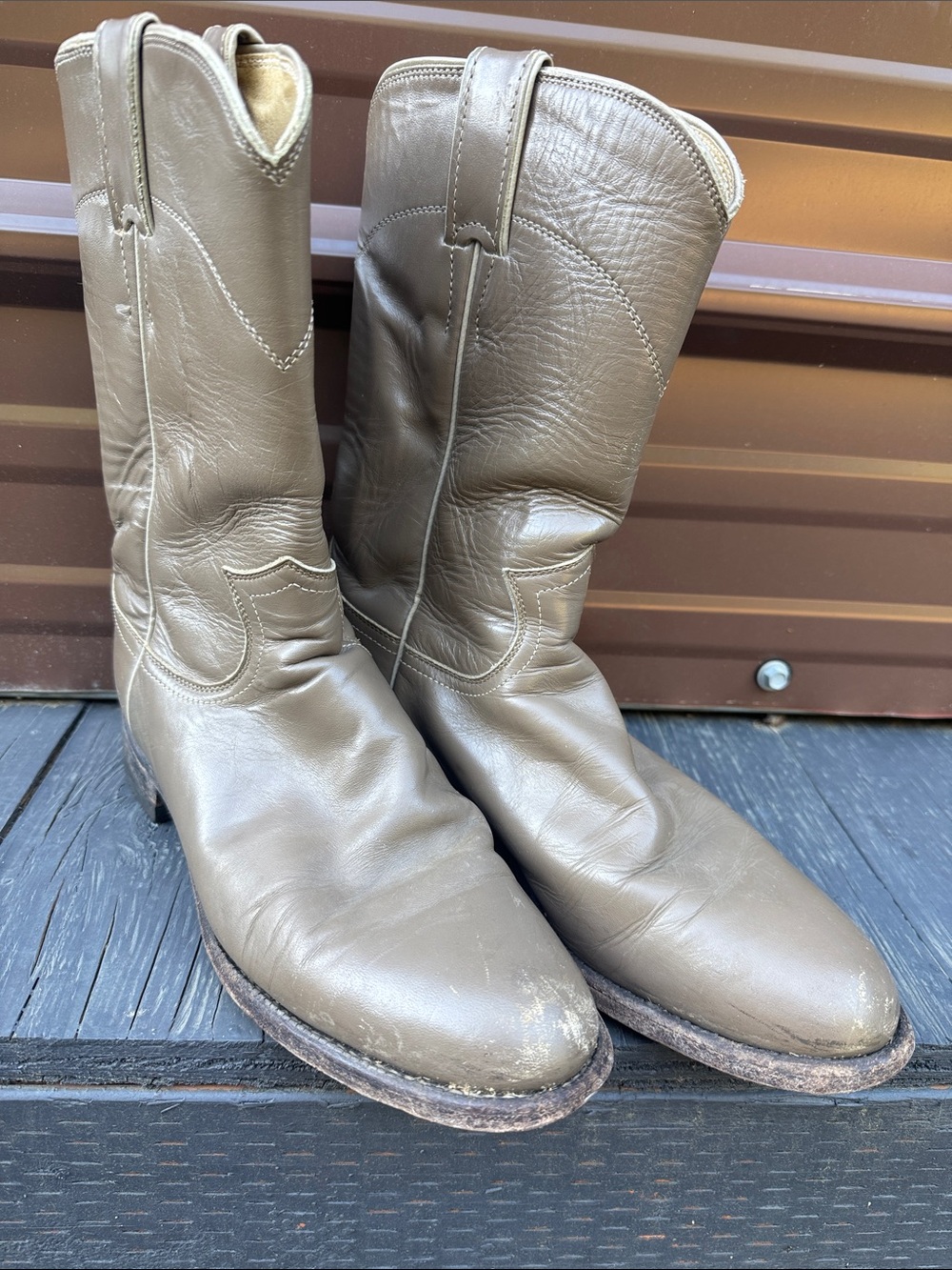 Justin Boots Taupe Leather Western Cowboy Boots